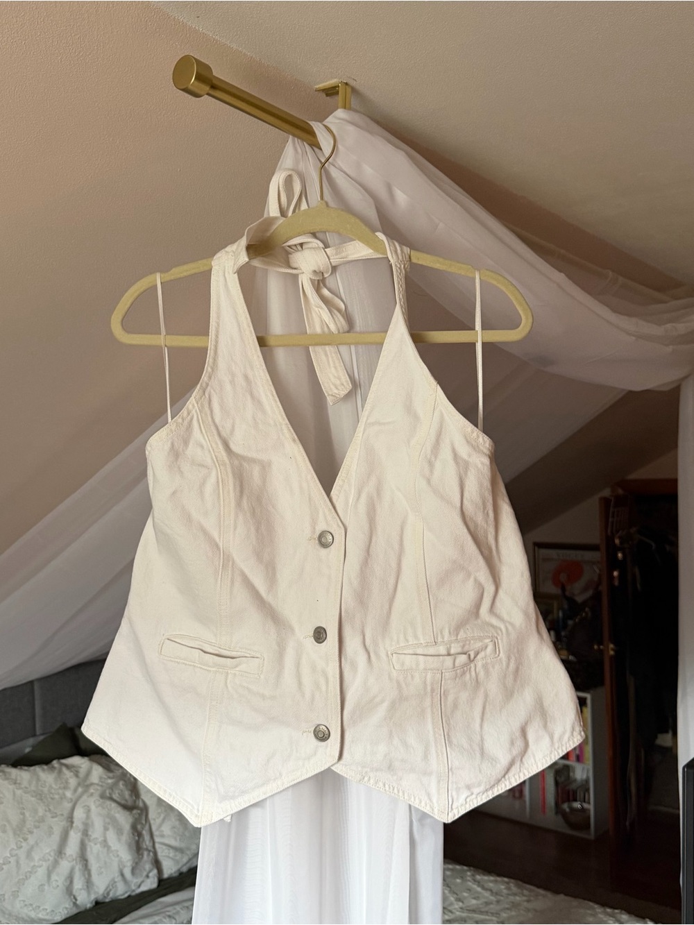 wild fable White Button-Front Halter Vest